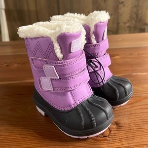 Cat & Jack Winter Boots for your size 5 toddler!!